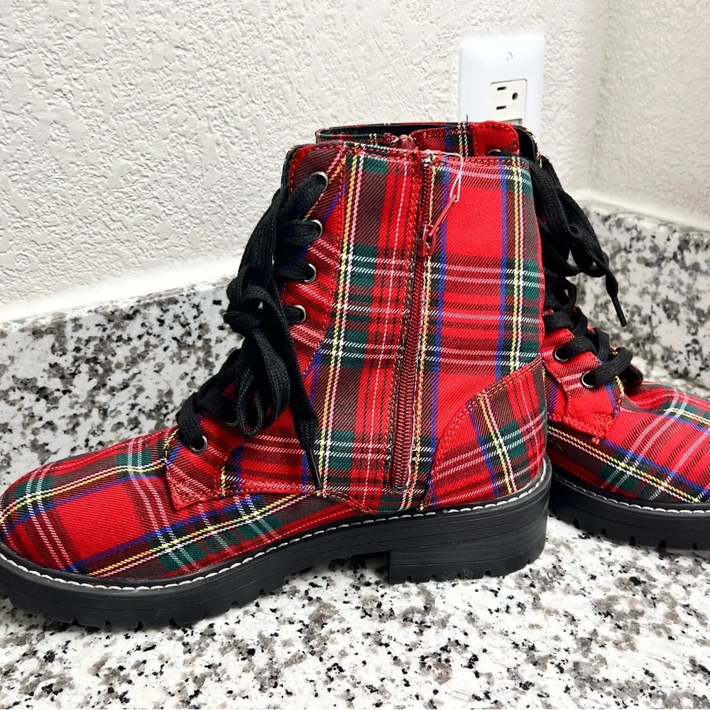True Craft Red Plaid Combat Boots - Picture 4 of 9